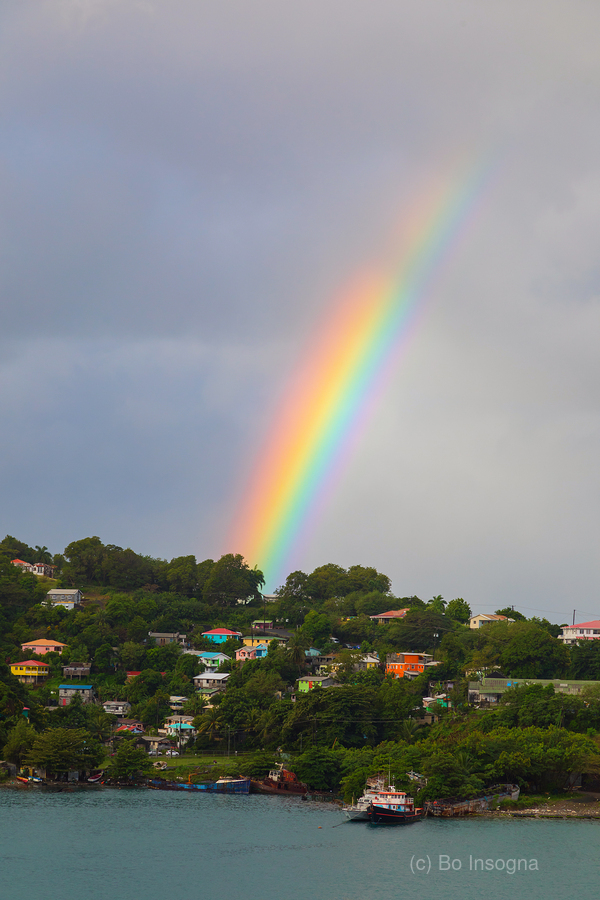 Enchanting Finale of a Vibrant Rainbow  Imprimer