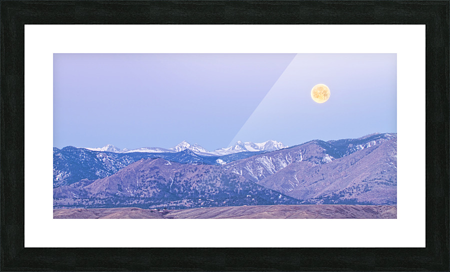Moon Set Rocky Mountains  Impression encadrée