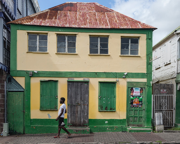 Vibrant Colors and Textures of Caribbean Island Life  Téléchargement Numérique