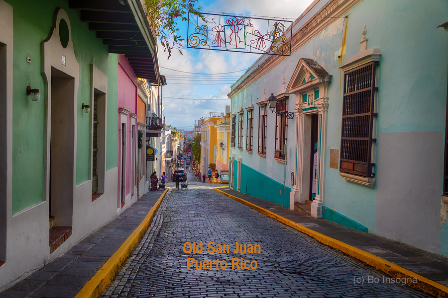 Vibrant Essence of Old San Juan Puerto Rico Poster  Imprimer
