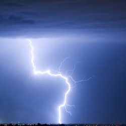 C2G Lightning Strike