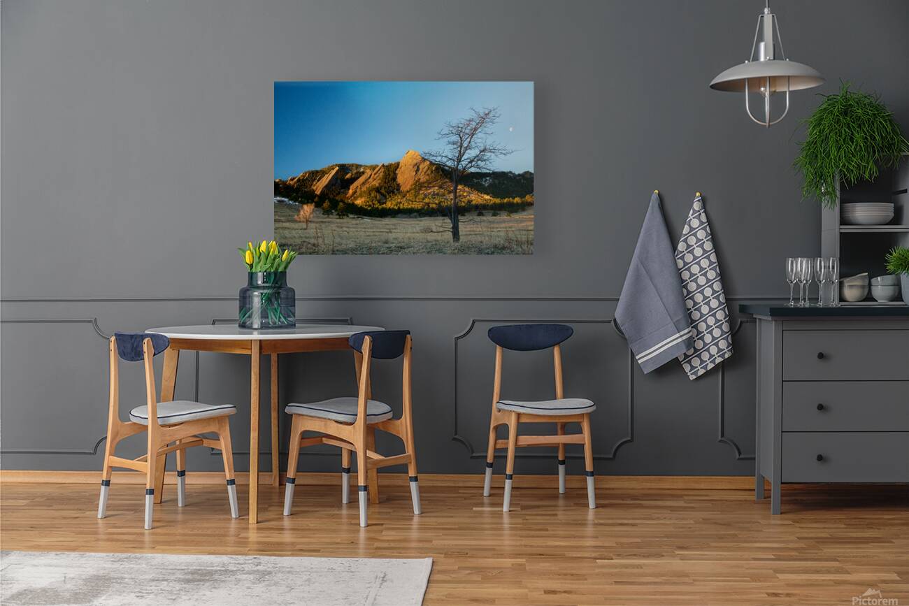 Waning Gibbous Moon Boulder Colorado Flatirons Early Morning Lig Reproduction